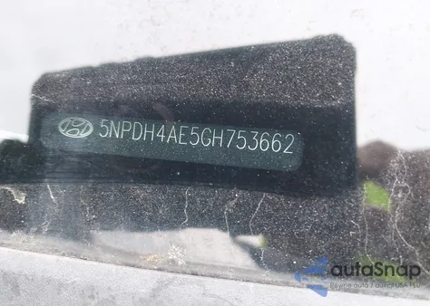 2016 Hyundai Elantra Se z USA, uszkodzony, nr VIN 5NPDH4AE5GH753662